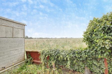 3 bedroom Terraced House to let in Wheatfield, Langtoft, PE6