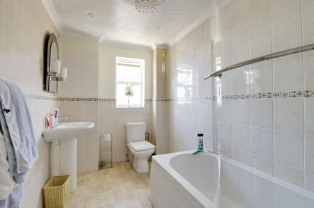 3 bedroom Detached house for sale in Church Street, Deeping St. James, PE6