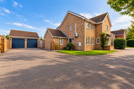 Farthingstones, Glinton, PE6