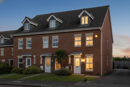 3 bedroom Town house for sale in No Onward Chain at Buttermere Close, Melton Mowbray,LE13 0LT
