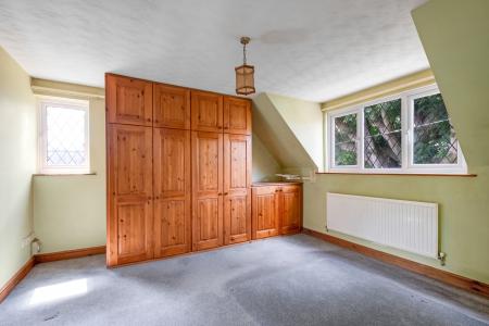 4 bedroom Detached house for sale in The Wonderful Waterside House, Ab Kettleby, LE14 3HT