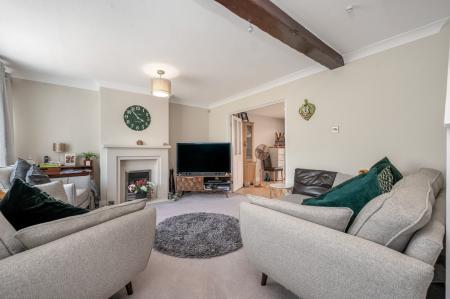 3 bedroom Semi-detached house for sale in Fantastic Open Plan Living at Field Close, Melton, LE13 1DS