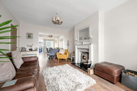 3 bedroom Semi-detached house for sale in New Kitchen on Klondyke Way, Asfordby, LE14 3TW