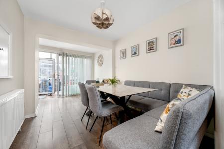 3 bedroom Semi-detached house for sale in New Kitchen on Klondyke Way, Asfordby, LE14 3TW