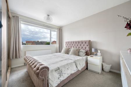 3 bedroom Semi-detached house for sale in New Kitchen on Klondyke Way, Asfordby, LE14 3TW