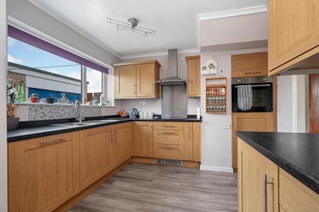 3 bedroom Semi-detached house for sale in South-West Facing Garden on Klondyke Way, Asfordby, LE14 3TW