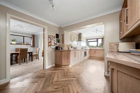 4 bedroom Detached house for sale in Exceptional Family Living At Ashview ,Kirby Bellars,LE14 2EA