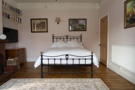 4 bedroom Detached house for sale in Ferndale House, Main Street, Asfordby, LE14 3RZ