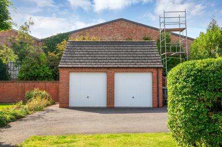 4 bedroom Detached house for sale in Ferndale House, Main Street, Asfordby, LE14 3RZ