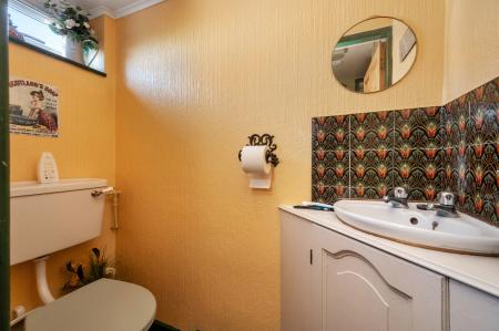 4 bedroom Detached house for sale in Spacious Home on Redbrook Crescent, Melton, LE13 0EU