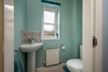 4 bedroom Town house for sale in Versatile Family Home on Rossiter Close, Melton, LE13 0NZ