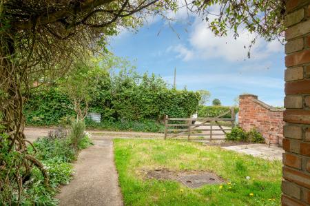 4 bedroom Character Property for sale in Stanleys Lane, Eastwell, Melton Mowbray, LE14