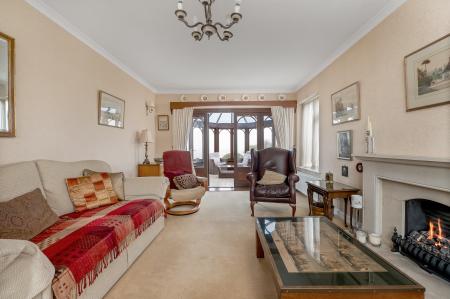 5 bedroom Detached house for sale in Spacious Village Home on The Close, Burton Lazars, LE14 2UX