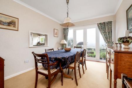 5 bedroom Detached house for sale in Spacious Village Home on The Close, Burton Lazars, LE14 2UX