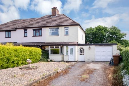 2 bedroom Semi-detached house for sale in Incredible Plot on Vicarage Lane, Eaton, NG32 1SP