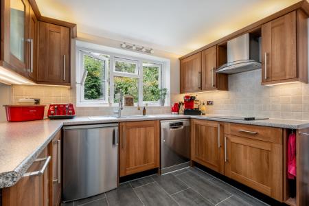 4 bedroom Detached house for sale in Sensational Location at Wymondham Way. Melton, LE13 1HP