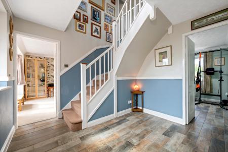 5 bedroom Detached house for sale in Annexe & Family Home on Delamare Road, Melton, LE13 1PL