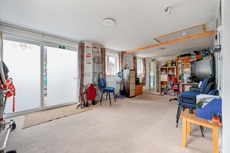 5 bedroom Detached house for sale in Annexe & Family Home on Delamare Road, Melton, LE13 1PL