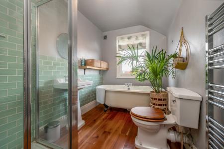 3 bedroom Terraced House for sale in The Stylish Rowan Cottage in Stathern, LE14 4HH