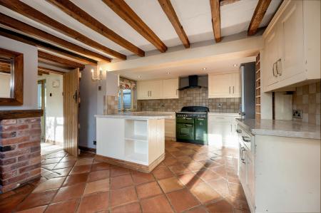 4 bedroom Detached house for sale in The Wonderful White Cottage in Old Dalby, LE14 3LA