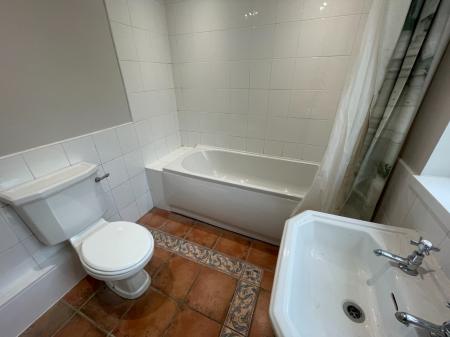 3 bedroom Semi-detached house to let in George Street, Melton Mowbray, LE13