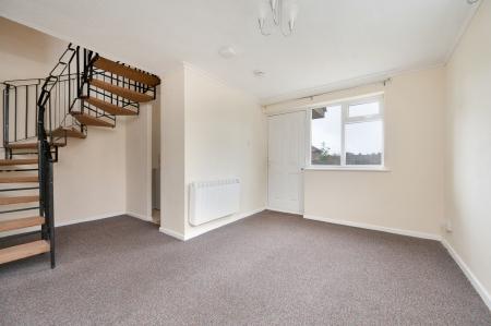 1 bedroom House to let in Kestrel Road, Melton Mowbray