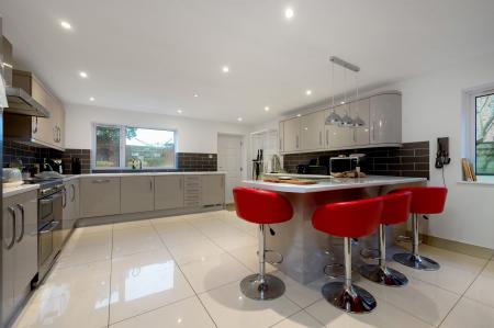 3 bedroom Bungalow for sale in South Facing Garden on Gartree Court, Melton, LE13 0RF