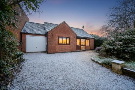 3 bedroom Bungalow for sale in South Facing Garden on Gartree Court, Melton, LE13 0RF