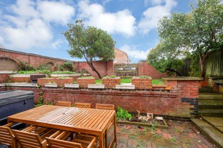 3 bedroom Bungalow for sale in South Facing Garden on Gartree Court, Melton, LE13 0RF