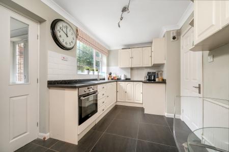 4 bedroom Detached house for sale in The Idyllic Kendon House, Waltham On The Wolds, LE14 4AJ