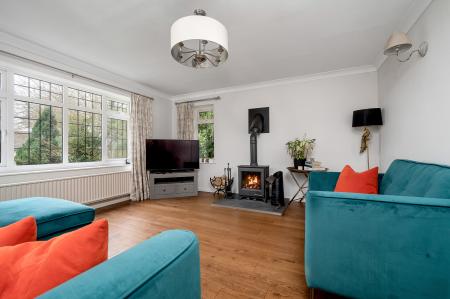 4 bedroom Detached house for sale in The Idyllic Kendon House, Waltham On The Wolds, LE14 4AJ