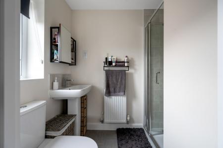 3 bedroom Semi-detached house for sale in Appealing Home on Alderman Road. Melton Mowbray, LE13 0UW