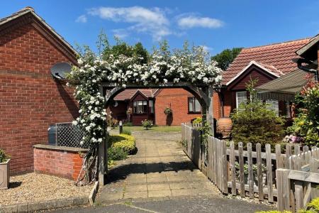Peaceful Living At Eaton Court, Eaton, NG32 1SP