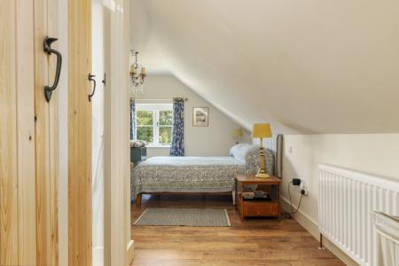 2 bedroom Cottage for sale in Modernised Stone Built Cottage in Holwell, LE14 4SZ