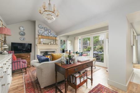 2 bedroom Cottage for sale in Modernised Stone Built Cottage in Holwell, LE14 4SZ