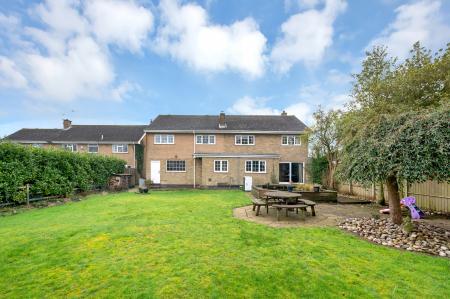 6 bedroom Detached house for sale in Welcome To The Substantial Windsor Road in Waltham, LE14 4AS