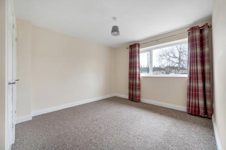 3 bedroom Terraced House to let in Sherwood Drive, Melton Mowbray, LE13