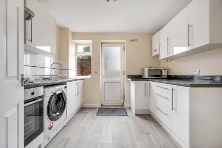 3 bedroom Terraced House to let in Sherwood Drive, Melton Mowbray, LE13