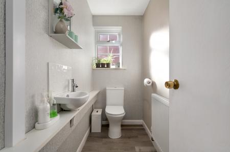 4 bedroom Detached house for sale in High Desired Location on Keats Close, Melton, LE13 1NZ