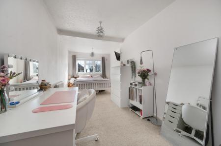 4 bedroom Detached house for sale in High Desired Location on Keats Close, Melton, LE13 1NZ