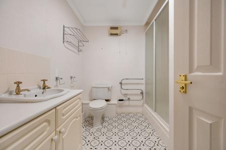 2 bedroom Flat to let in Dalby Road, Melton Mowbray