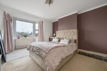 4 bedroom Terraced House for sale in Space & Character on Kings Road, Melton Mowbray, LE13 1QF