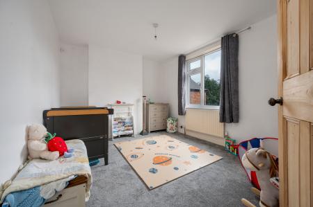 4 bedroom Terraced House for sale in Space & Character on Kings Road, Melton Mowbray, LE13 1QF