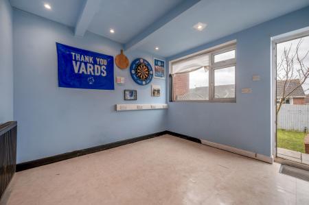 3 bedroom Semi-detached house for sale in Cul-De-Sac Location at Woodcock Avenue, Melton, LE13 0BD