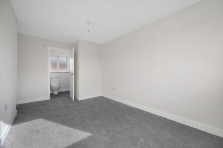 4 bedroom Detached house to let in Pinfold Place, Harby, Melton Mowbray, LE14