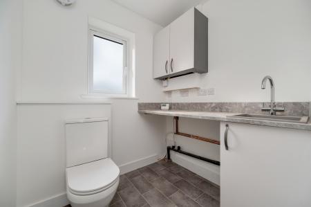 4 bedroom Detached house to let in Pinfold Place, Harby, Melton Mowbray, LE14