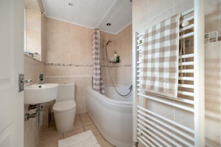 5 bedroom Detached house for sale in Extended Family Living on Denton Rise, Melton, LE13 1EU