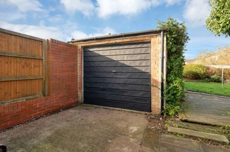 5 bedroom Detached house for sale in Extended Family Living on Denton Rise, Melton, LE13 1EU