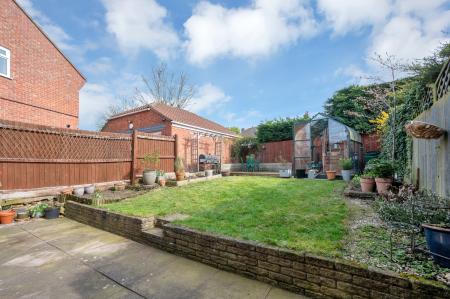 3 bedroom Semi-detached house for sale in Hawthorn Drive, Melton Mowbray, LE13
