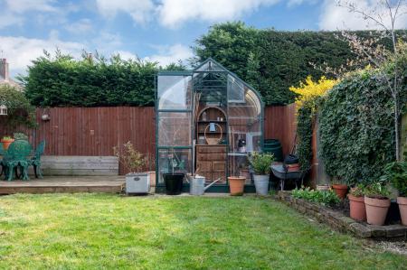 3 bedroom Semi-detached house for sale in Hawthorn Drive, Melton Mowbray, LE13